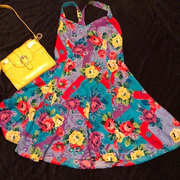 Dresses & Skirts - Women’s sun ☀️ Dress